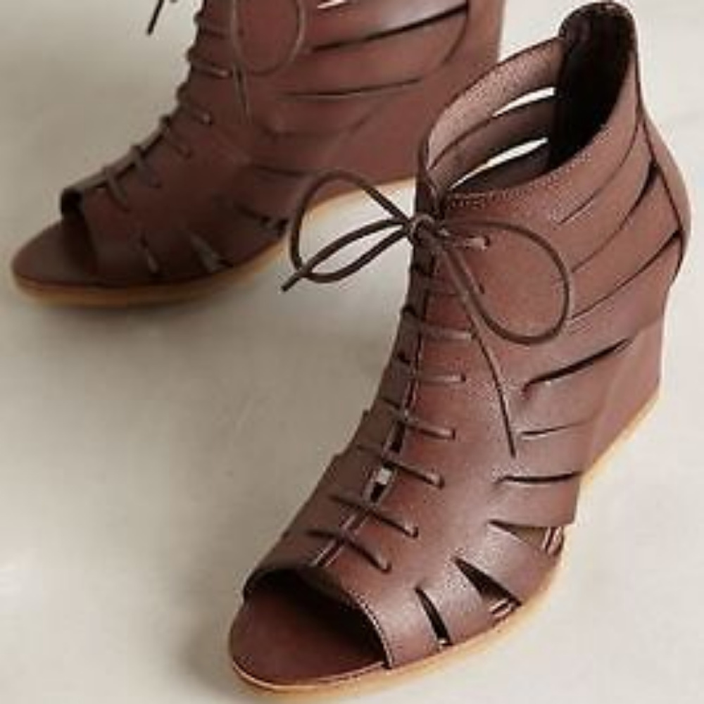 ANTHROPOLOGIE by KMB Collioure Leather Lace-Up Wedges